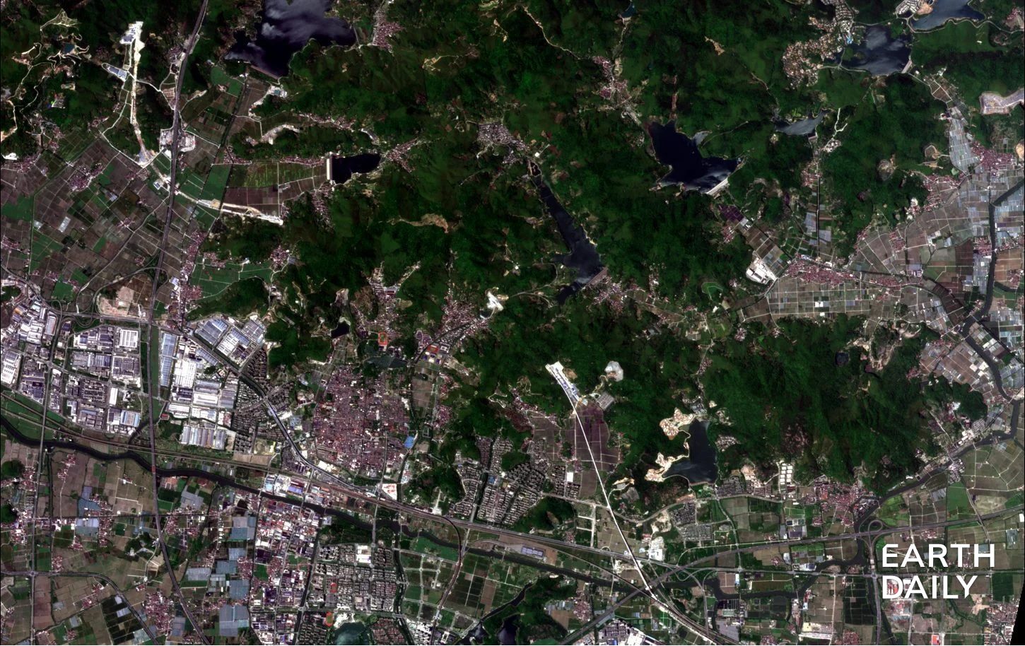Ningbo, China: urban and agricultural mosaic