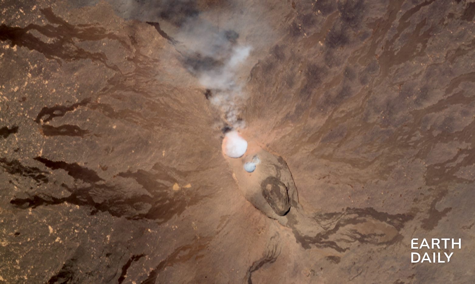 Erta Ale, Ethiopia: active shield volcano